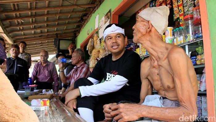 Abah Kadung, Koboi di TPA Cikolotok yang Pikat Perhatian Bupati Dedi