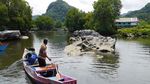 Pesona Sungai Pute di Kawasan Karst Rammang-rammang
