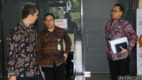 Perwakilan Badan Perencanaan Pembangunan Nasional (Bappenas), Kemenko Perekonomian serta Direktorat Kementerian Luar Negeri menggelar pertemuan dengan Komisi Pemberantasan Korupsi.
