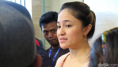 Marshanda Siap Gelar Rapat Untuk Sang Ayah