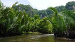 Pesona Sungai Pute di Kawasan Karst Rammang-rammang