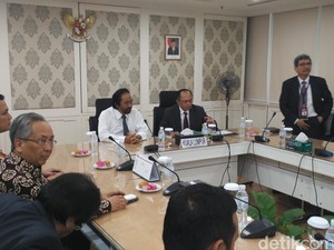 DPR Mau Bangun Perpustakaan Rp 570 M, Surya Paloh: Tunda, Momennya Tak Tepat