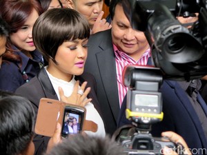 Lestari Film Indonesia, Jupe Blak-blakan Soal Pernikahan Rahasia