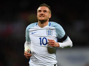 Anak-anak Rooney Minta Jersey Timnas Inggris Milik Vardy