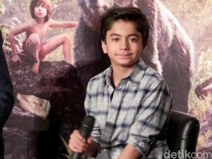 Neel Sethi Latihan Parkour Untuk Perankan Mowgli di The Jungle Book