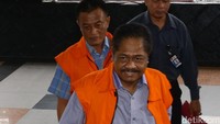 Budi tak mau berkomentar apa-apa soal kasus yang menjeratnya.