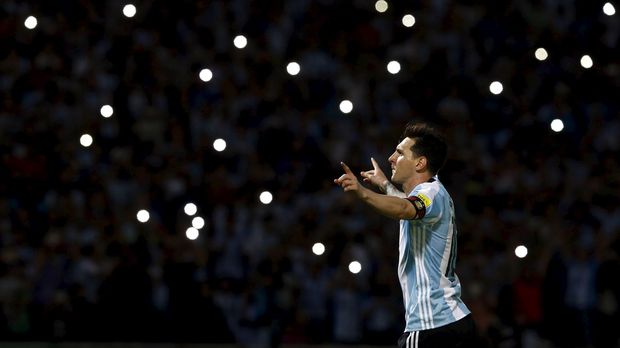 Maradona menilai Lionel Messi tidak perlu menjuarai Piala Dunia 2018 untuk membuktikan kualitasnya.