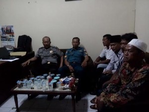 Masuk Perairan Bangkalan, Tiga Perahu Berawak 20 Nelayan Pasuruan Dikepung Warga