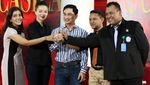 Zaskia Gotik Minta Maaf di DPR