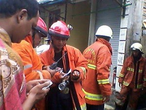 Kebakaran di Koja, Suami Istri Pedagang Nasi Alami Luka Bakar