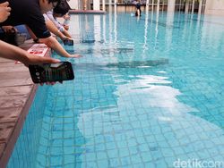 Basah-basahan Bareng Galaxy S7