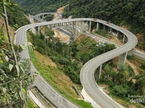 Jembatan Kelok 9, Mahakarya Cantik dari Sumbar