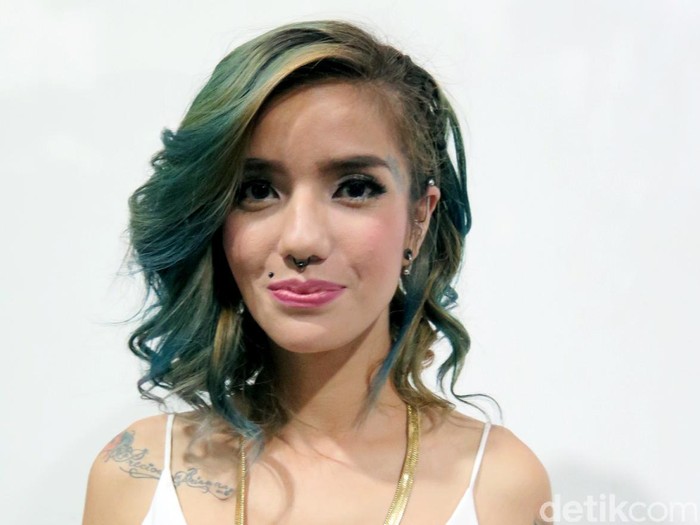 Sheila Marcia Laporkan Suami Atas Dugaan KDRT