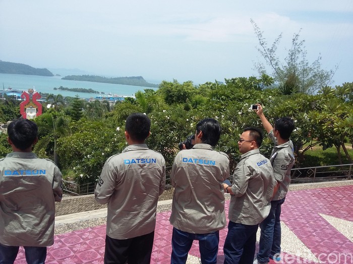 Risers Kunjungi Titik 0 Kilometer Sumatera di Menara Siger