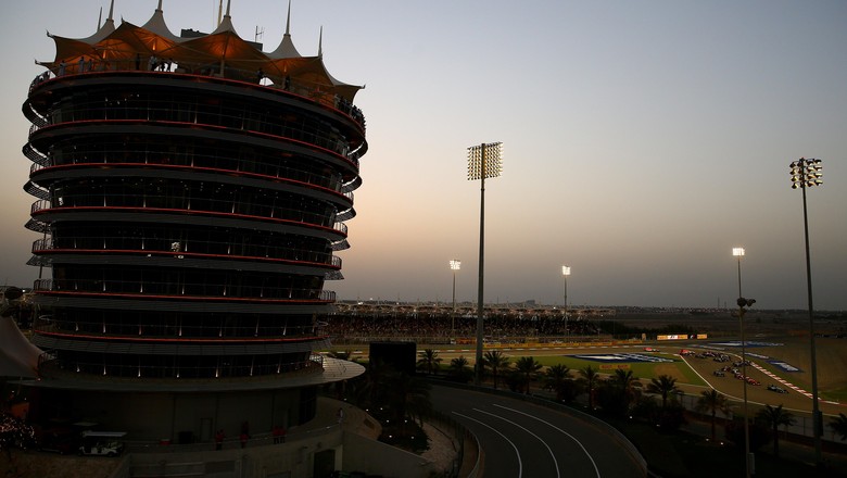 GP Bahrain BAHRAIN, BAHRAIN - APRIL 19: A general view of the circuit during the Bahrain Formula One Grand Prix at Bahrain International Circuit on April 19, 2015 in Bahrain, Bahrain. (Photo by Clive Mason/Getty Images)