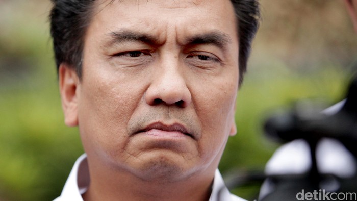 Anggota DPR Fraksi PDIP Effendi Muara Sakti Simbolon, (Effendi MS Simbolon)