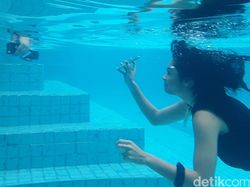 Basah-basahan Bareng Galaxy S7