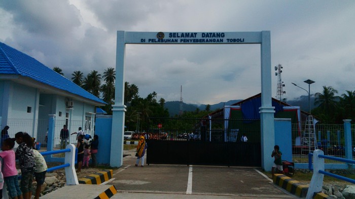 Ada Pelabuhan Penyeberangan Toboli, Warga: Bisa Jualan dan Jalan-jalan