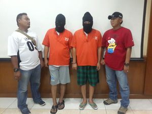 Polres Bekasi Sita Rp 12 M Uang Dolar Palsu