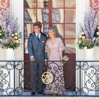 Seorang jurnalis bernama Beatrice Borromeo memikat hati pangeran Monako, Pierre Casiraghi yang juga cucu Grace Kelly. Pasangan ini bertemu karena sama-sama menempuh pendidikan di University Luigi Bocconi di Milan, dan menikah tahun 2014 di Monte Carlo. Foto: telegraph