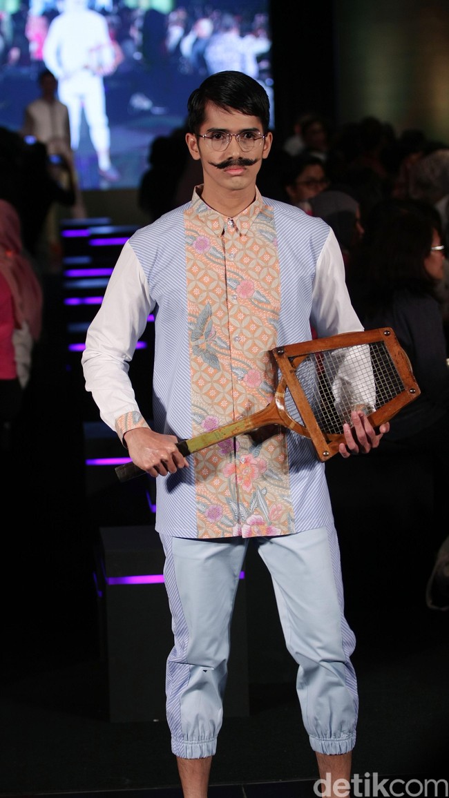 Jajaka by Ivan Gunawan Star on Famous Indonesia Fashion Week 2016. at Jakarta Convention Center. Senayan. Jakarta. [Foto: Mohamamd Abduh/Wolipop]