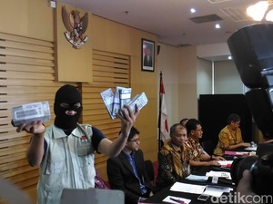 Pimpinan KPK: Uang Suap Kasus PT BA Mengarah ke Jaksa
