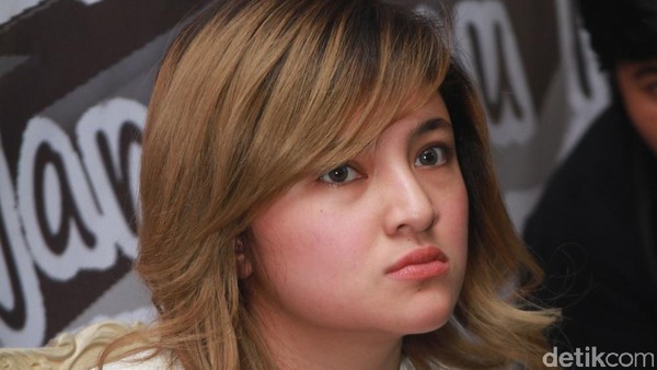 Marshanda Terlihat Chubby, Cinta Penelope Siap Tampil Botak