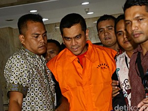 Kasus Suap Raperda Reklamasi, KPK Geledah Rumah Sanusi