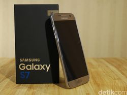 Unboxing Samsung Galaxy S7