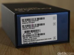 Unboxing Samsung Galaxy S7