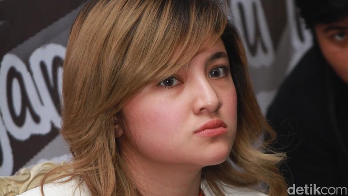 Begini Cara Marshanda Mengatasi Kekambuhan Gangguan Bipolar