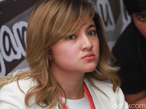 Begini Cara Marshanda Mengatasi Kekambuhan Gangguan Bipolar