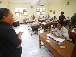 UN SMA-SMK Pilih Mapel Peminatan, Kejar Paket C Mapel Komplet