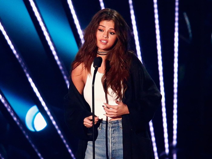 Selena Gomez Akan Konser di Indonesia?