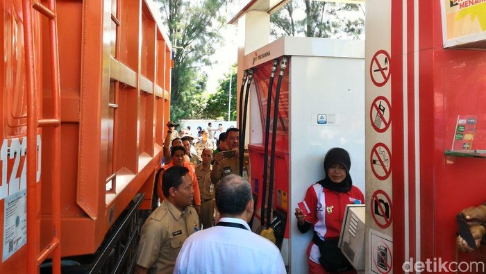 Transparansi Penggunaan BBM, Dinas Kebersihan DKI Jakarta Pakai Kartu RFID