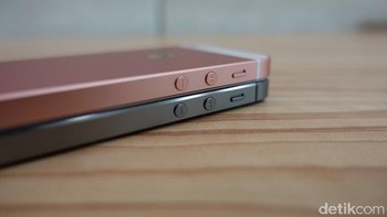 Ada yang berpendapat obral iPhone SE ini untuk membantu meningkatkan jumlah unit iPhone yang terjual. Foto: detikINET/afr