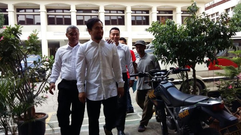 Berkas Pencabulan Lengkap, Saipul Jamil Diserahkan ke Kejaksaan Berkas Pencabulan Lengkap, Saipul Jamil Diserahkan ke Kejaksaan
