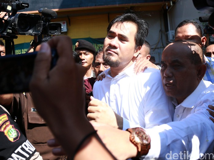 Diperiksa Kejari, Saipul Jamil Berdendang Terus