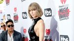 Taylor Swift Dibalut Jumpsuit Superketat