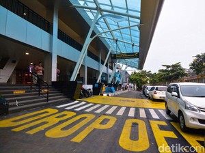 Penumpang Terpesona dengan Wajah Baru Bandara Husein Sastranegara