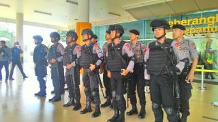 Seorang Polisi Diamankan di Jambi karena Bercanda Bawa Bom di Atas Pesawat