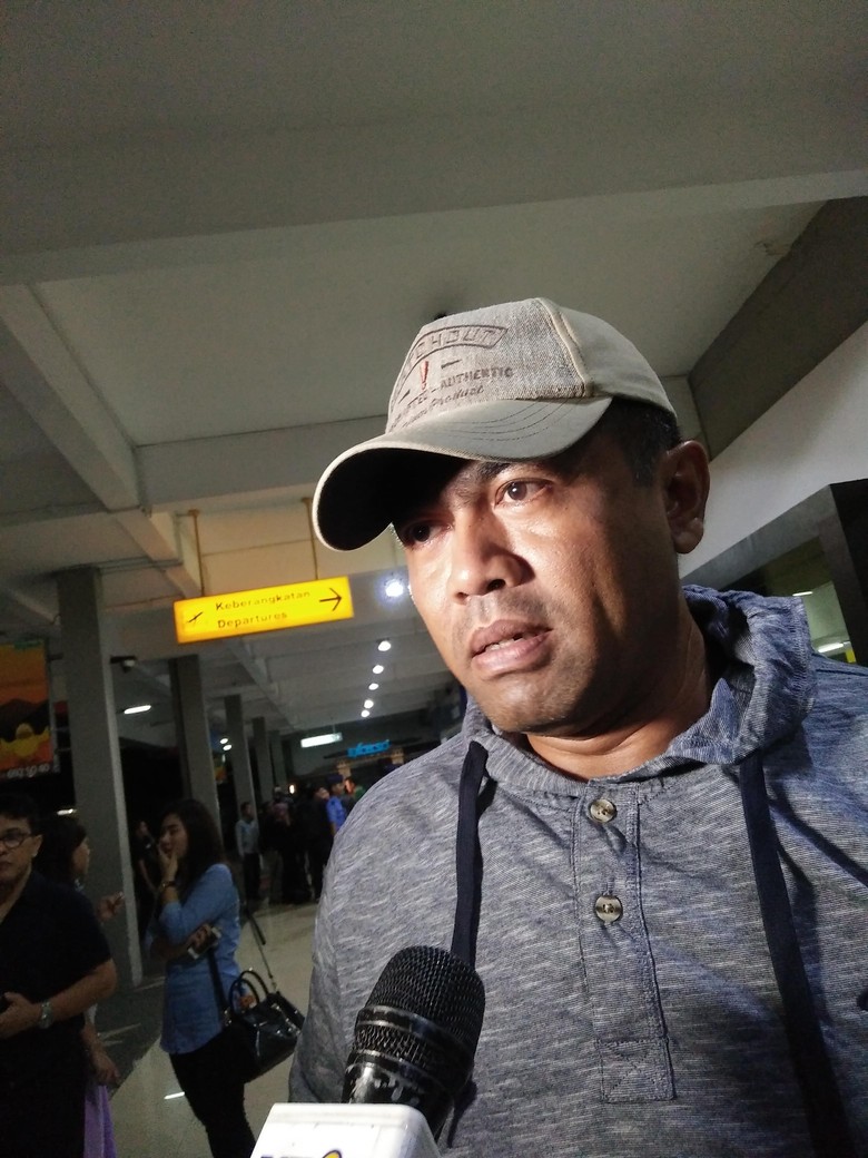Kesaksian Penumpang: Ada Ledakan, Awak Pesawat Batik Air Panik dan Teriak Fire Kesaksian Penumpang: Ada Ledakan, Awak Pesawat Batik Air Panik dan Teriak Fire