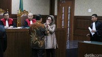 Sudirman langsung disumpah dan diperiksa sebagai saksi.