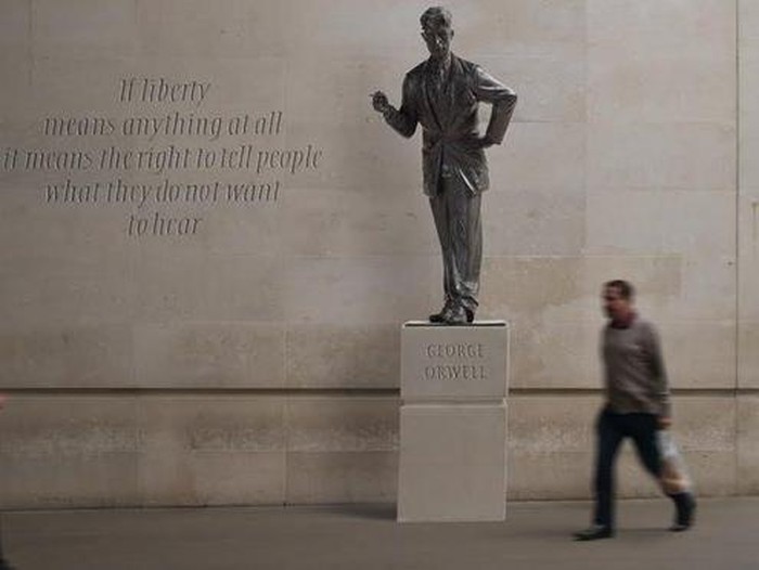 Patung Sastrawan George Orwell Ada di London!