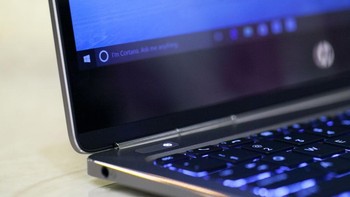 HP juga mengklaim baterai EliteBook Folio sanggup bertahan sampai 10 jam. Foto: theverge