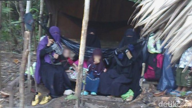 Memburu Jejak Atun, Bidadari Santoso di Gunung Biru Tambarana