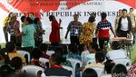 Melihat Kegembiraan Mama Papua Menunggu Presiden