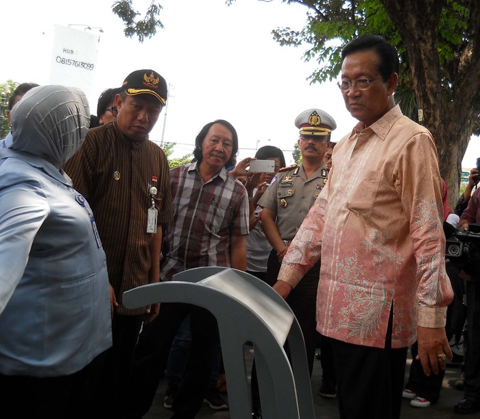 Sultan Pantau Malioboro yang Kini Steril dari Parkir dan Dialog dengan Jukir