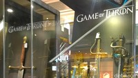 Acara Game of Thrones World of Westeros (#GoTAsiaWoW) tengah digelar di Singapura. Sederet pedang asli dari set Game of Thrones pun dipamerkan. Atmi Ahsani Yusron/detikHOT.