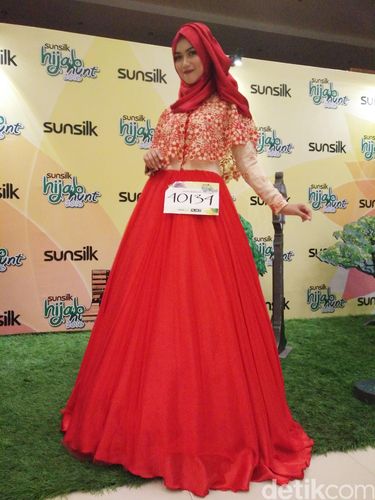 Ikut Sunsilk Hijab Hunt 2016, Mahasiswi Cantik Ini Pakai 